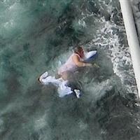 Diğer Gemiye Nakledilirken Denize Düşürüldü