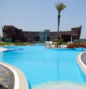 Nuh&#039;un Gemisi KKTC&#039;de Açılıyor