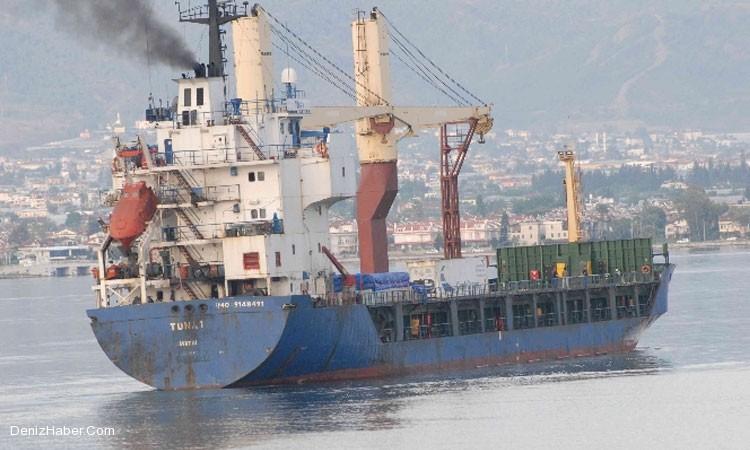 Tuna-1 Kaptanı bombalanmalarını anlatı