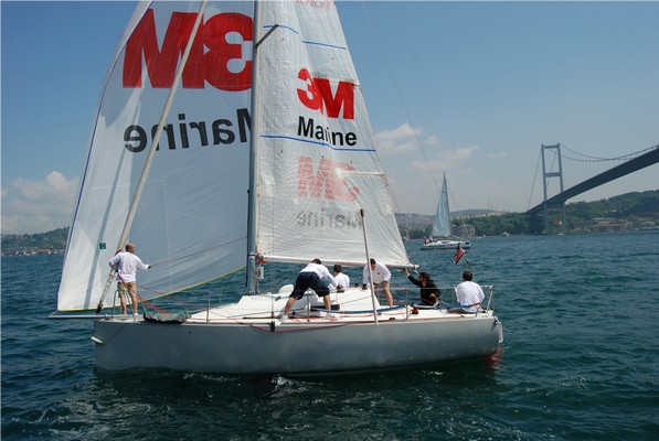 Yoluna Son Sürat Devam Ediyor