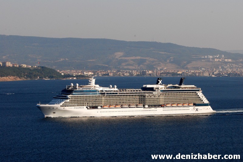 Celebrity EQUINOX Boğazdan Geçti