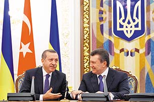 Ukrayna ile vizeler kalkıyor