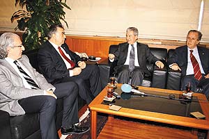 'Binali Bey İzmir'den Aday Olsun'