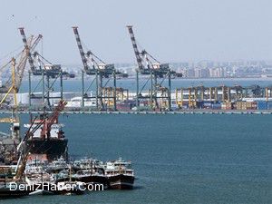 Yemen’deki limanlar uluslararası gemi trafiğe kapatıldı