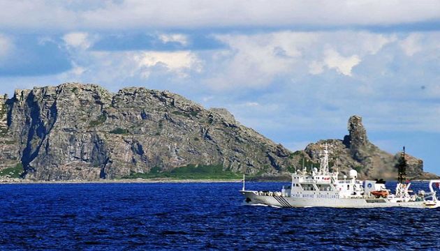 Gerginlik Arttı, Askeri Gemiler Adalara Yaklaştı