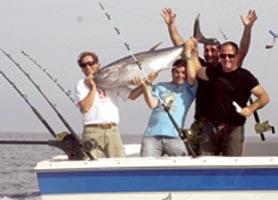 Ünlüler Alaçatı’da orkinos avlayacak