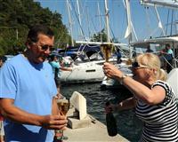 6,5 Ayda 14 Bin Deniz Mili Kat Etti