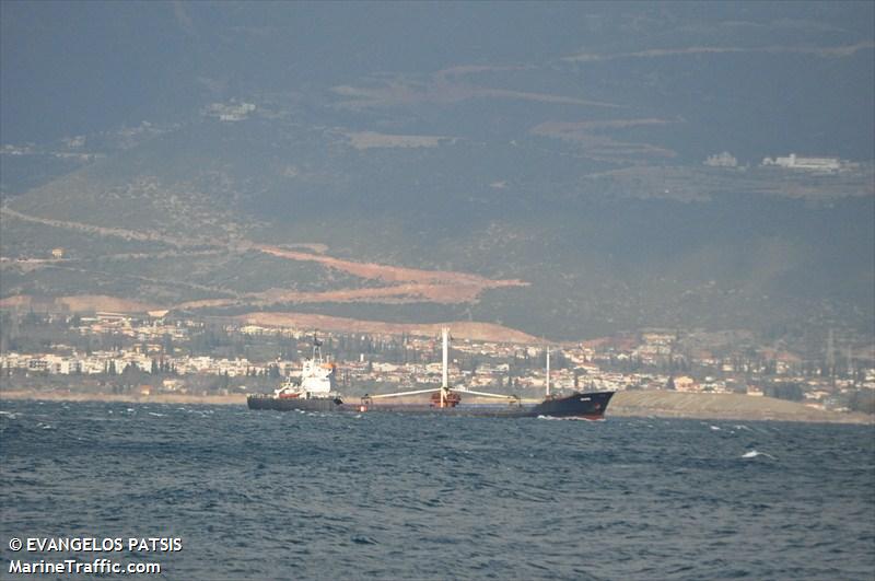 M/V Barış, Limnos adlı yelkenliyi kurtardı