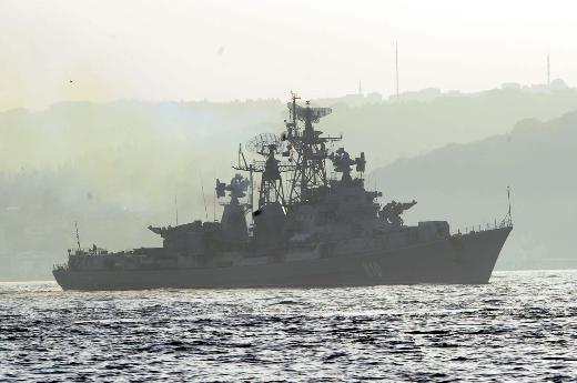 Rus Güdümlü Füze Muhribi Boğaz'dan Geçti