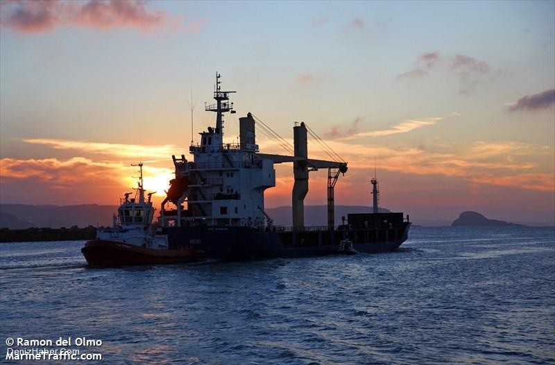 TUNA -1 İsimli Kargo Gemisine Bomba Atıldı; Ölü ve Yaralılar Var