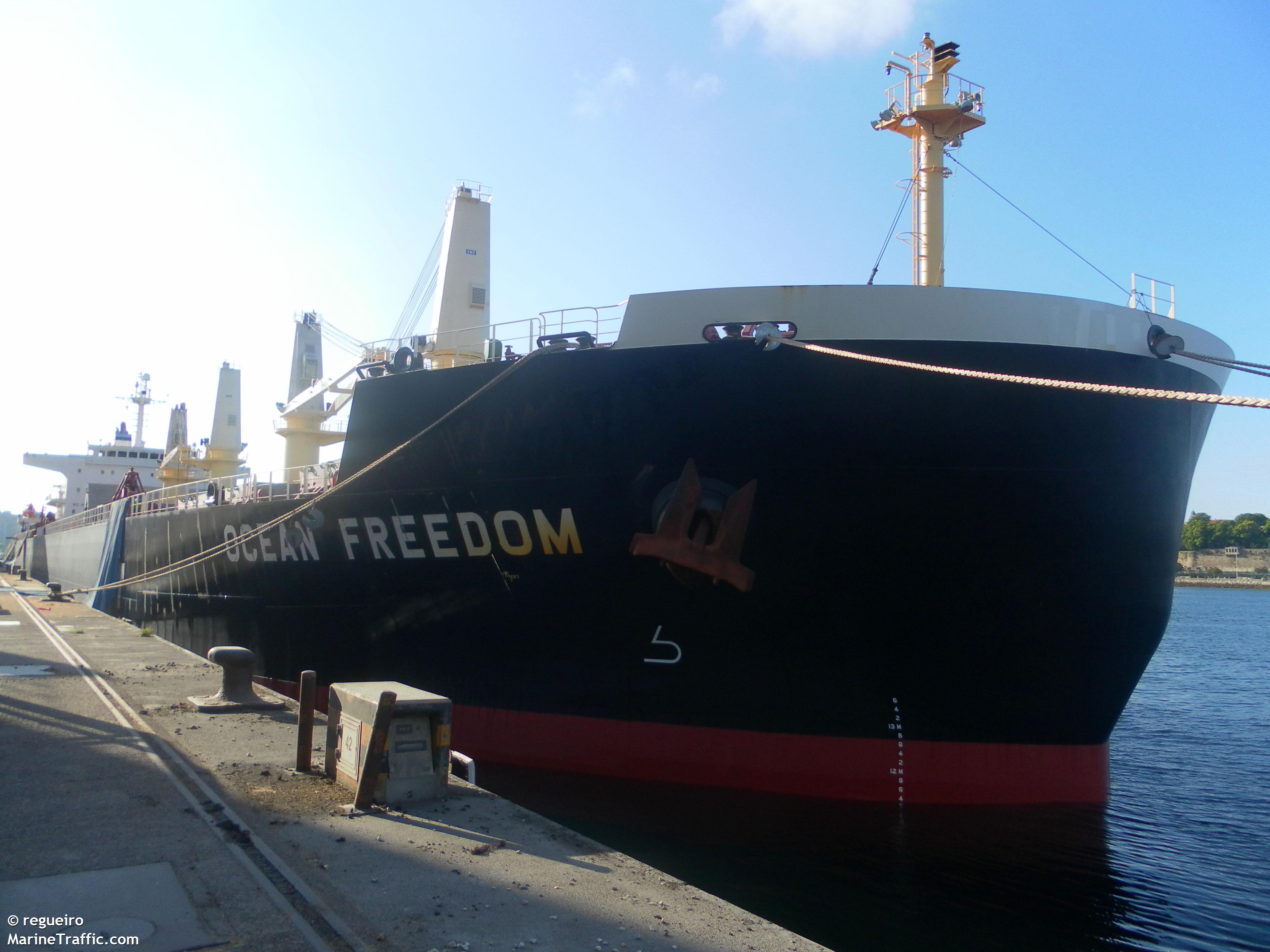 ARALIK 2011'in Gururu: OCEAN FREEDOM Gemisi