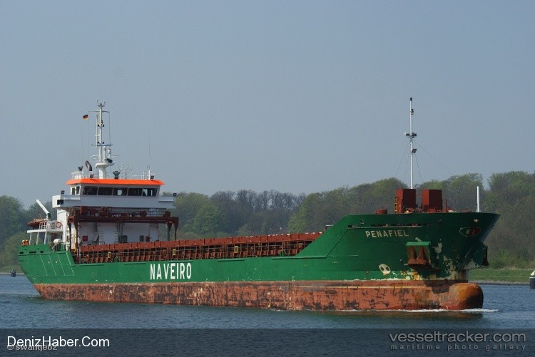 Sarhoş Kaptan Gemiyi Çapraz Sürünce Yakalandı