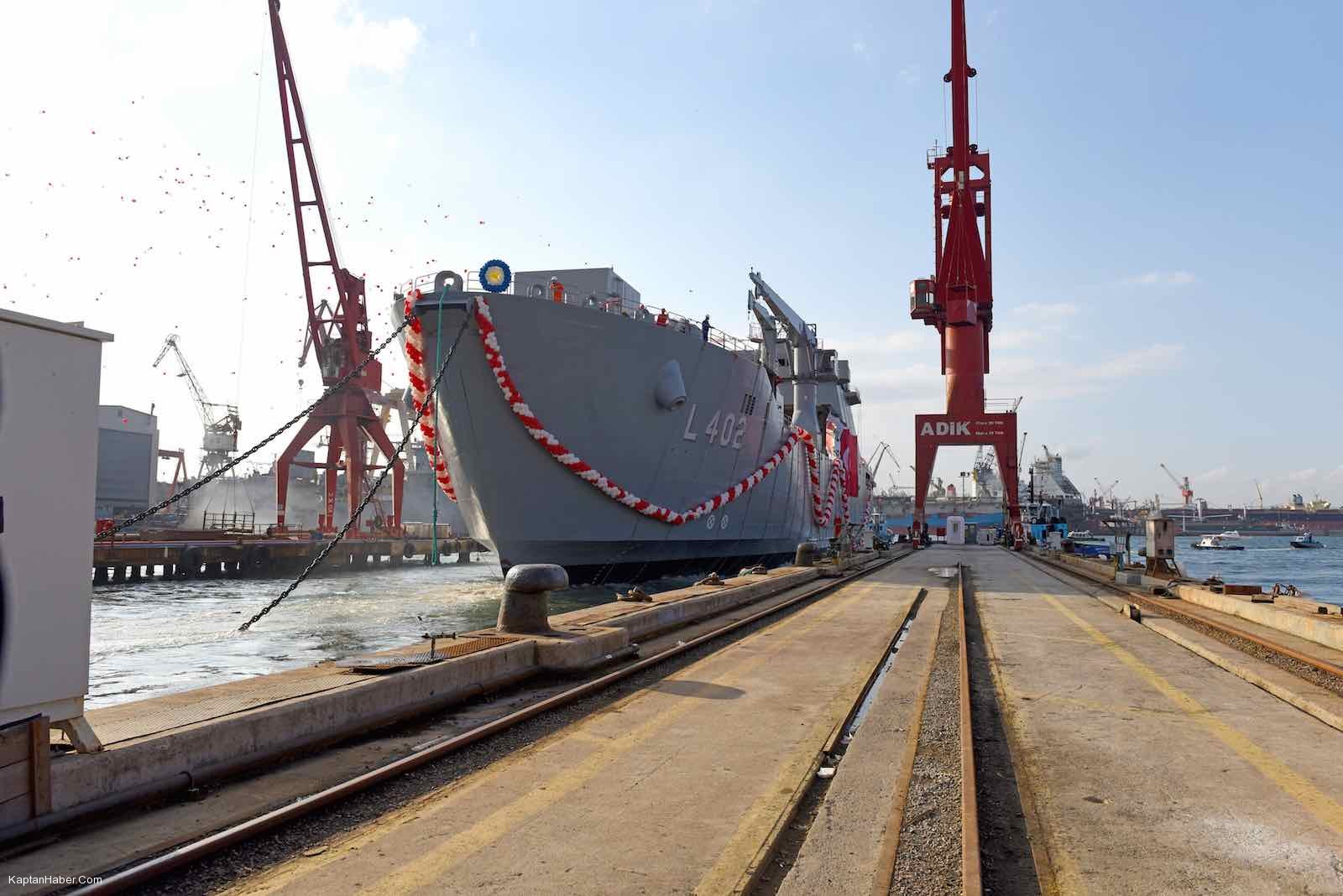 TCG Bayraktar gemisinde Ayvaz ürünleri