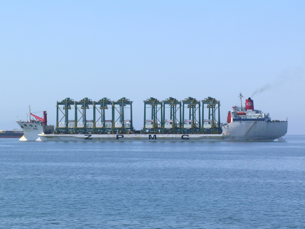 Korsanlara Karşı Tazyikli Su Ve Bira Şişeleri