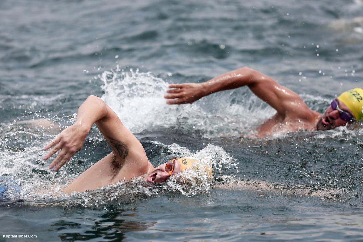Adam Walker Boğazda Gösteri Yüzüşü Yaptı