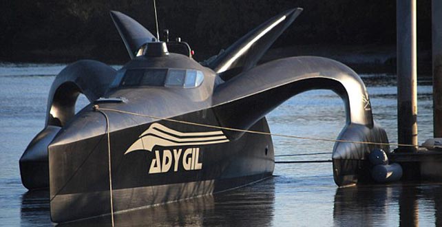 Balina Avcılarına Karşı Denizlerin Batman&#039;i Geliyor