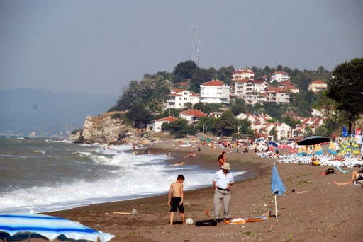 Karadeniz'de Şiddetli Poyraz