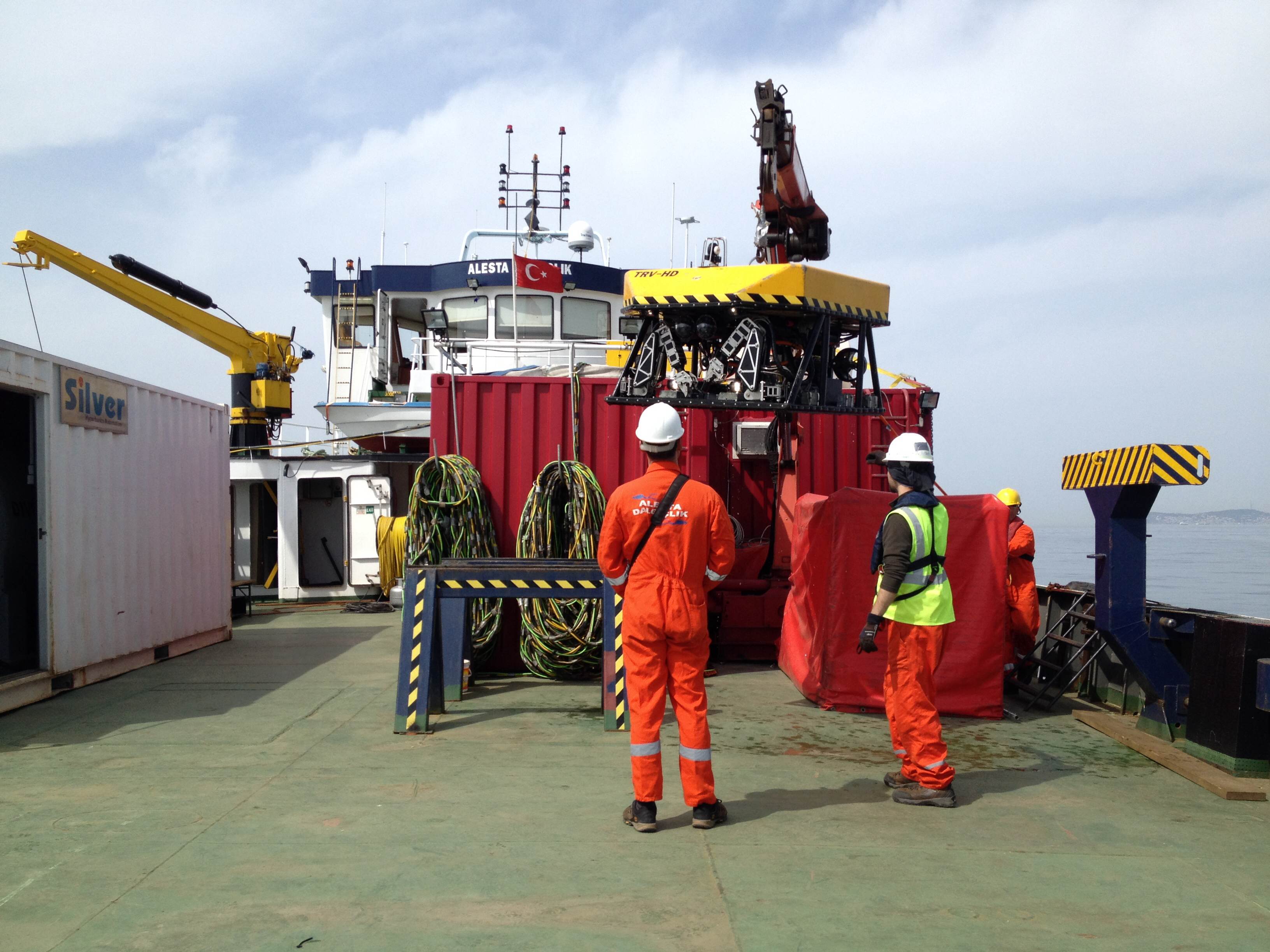 Prenses Adaları Çevresi Temizleniyor