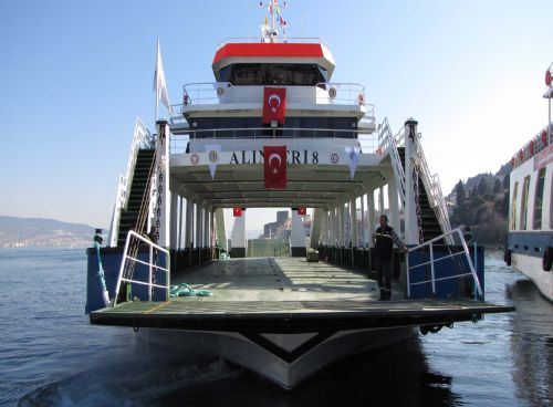 Alınteri-8 Feribotu Hizmete Girdi