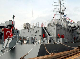 İlk Süratli Amfibi Gemisi