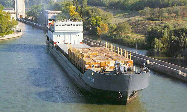 Türk Tersanelerinin Şansı Olabilir Mi ?