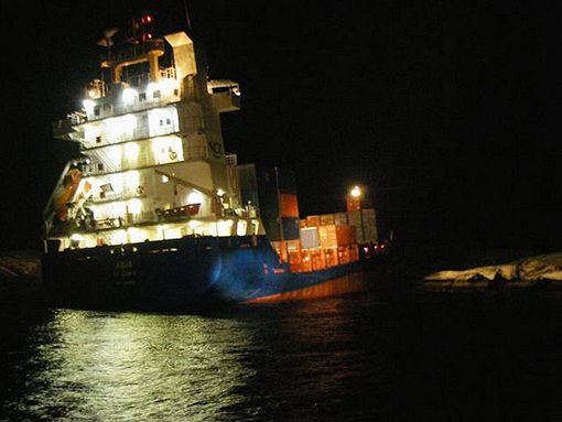 &quot;Anja&quot; adlı gemi karaya oturdu