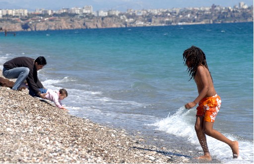 Antalya&#039;da Deniz Sezonu Açıldı