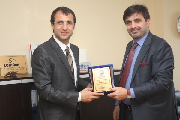 Dr. Ahmet Paksoy&#039;dan DenizHaber&#039;e Ziyaret