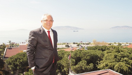 Gemilerini Türk Denizcilere Veriyorlar