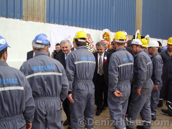 Bakan Yıldırım Ereğli'de Römorkör İndirdi