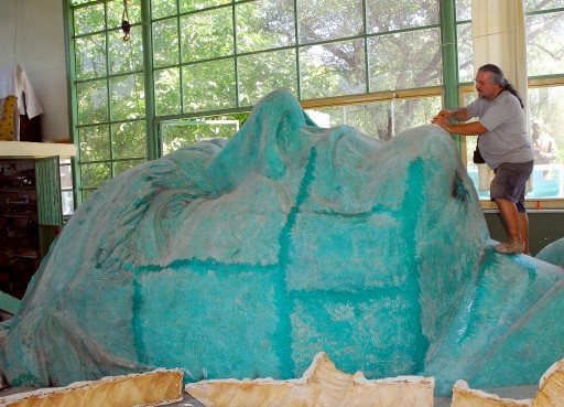 Deniz Kuvvetlerine Atatürk Rölyefi