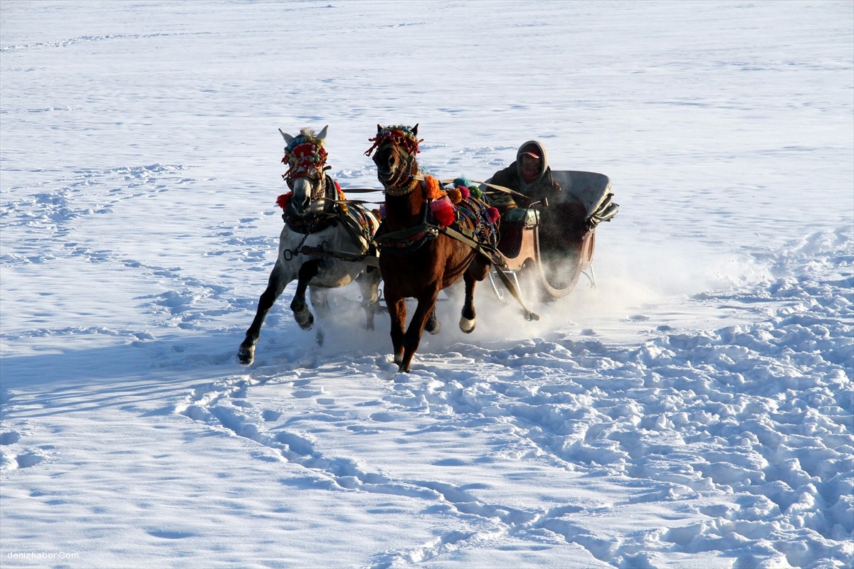 &quot;Altın At Kış Şöleni&quot; iptal edildi