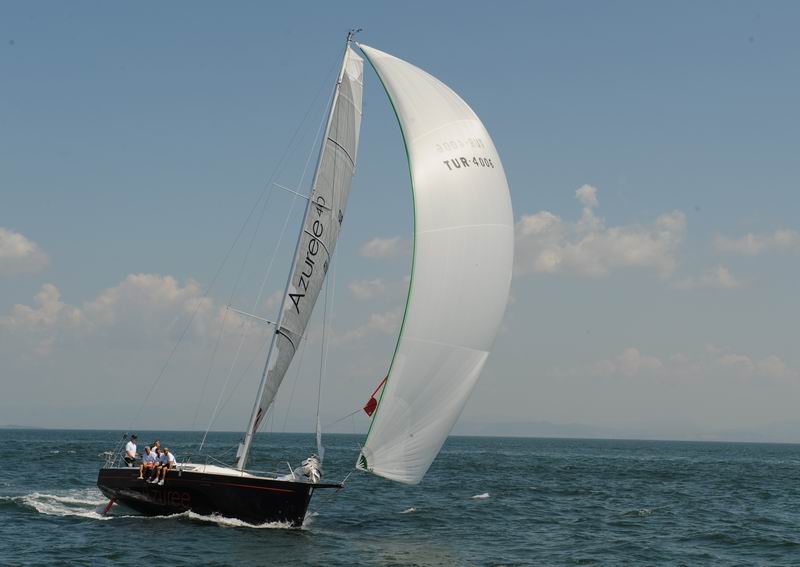 Sirena Marine’nin ilk yelkenlisi Azuree 40 yarışa hazır