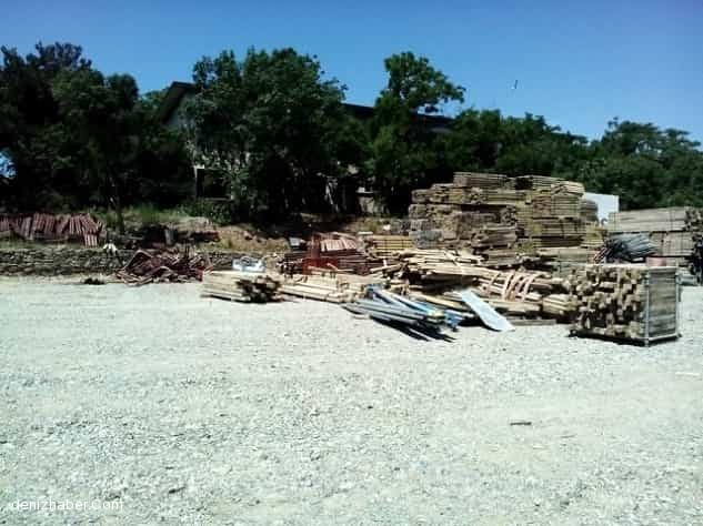 "Yassıada’da 3-5 ağaç kesildi"