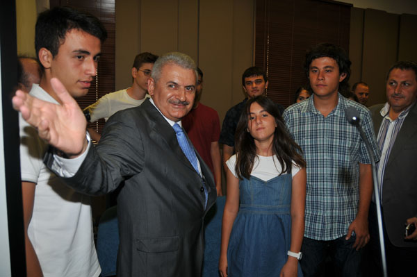 'Mazeret Üretmeyin İş Yapın'