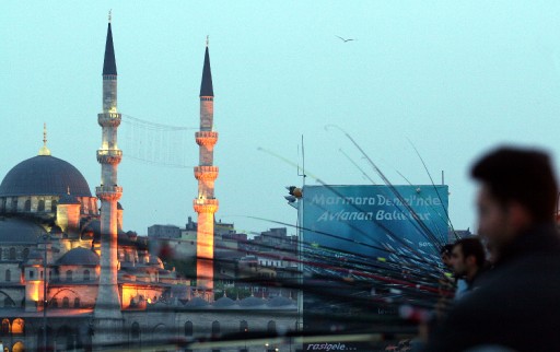 Galata Akşamında Balık Keyfi