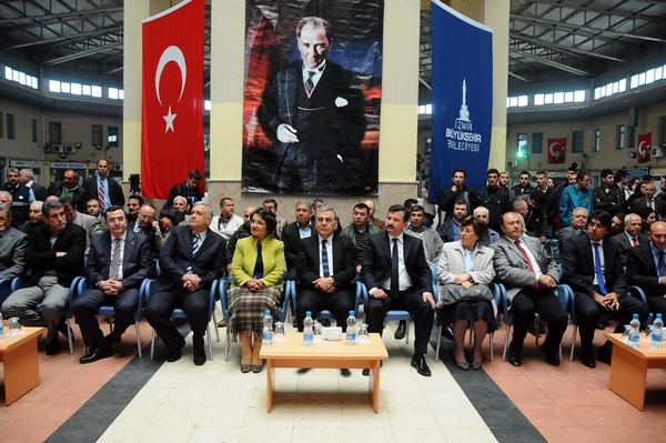 İzmir Körfezi Balıkçılığının Sorunları Konuşuldu