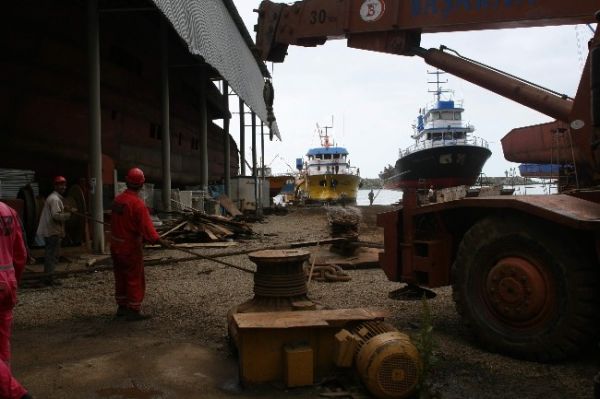 Büyük Tekneler bakıma Girdi