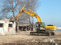 Kaçak Balıkçı Barınakları Yıkıldı