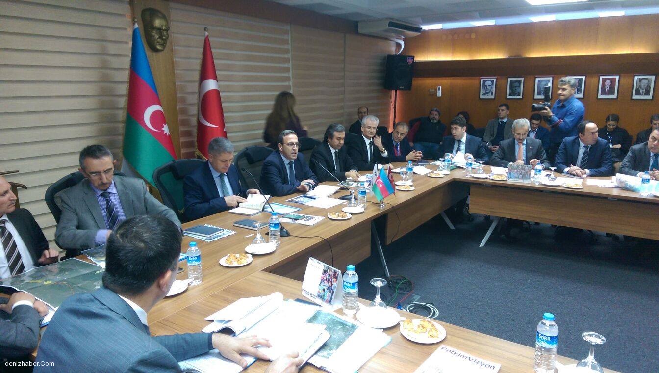 Çandarlı ve Nemrut Koyu Masaya Yatırıldı