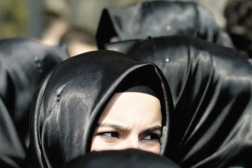 AİHM den Başörtüsüne Red