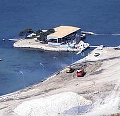 Büyükçekmece Gölü'ne Taş-Toprak Dolduruluyor