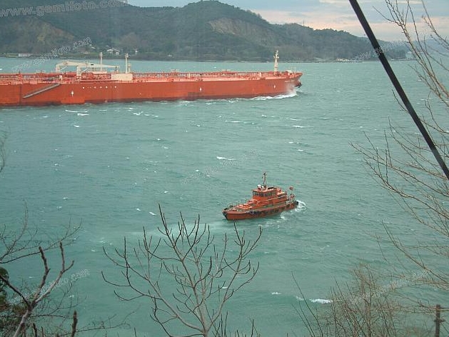 Boğazlardan 4 Ayda 28 Bin Gemi Geçti