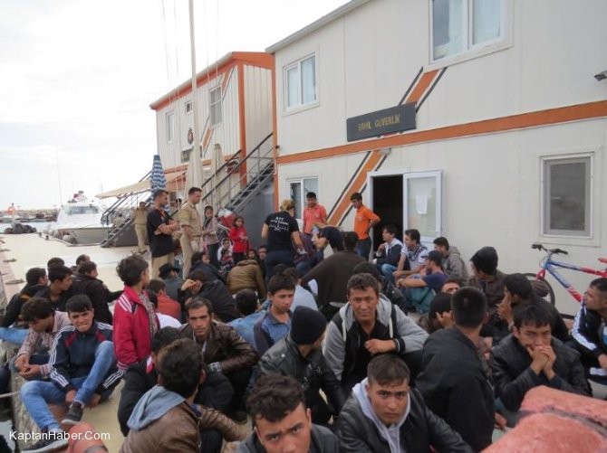 Bir Gemi Dolusu Silah Ele Geçirildi