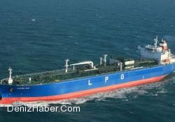 Blue Dream İsimli Gemi Yakıtı Bittiği İçin Mahsur Kaldı