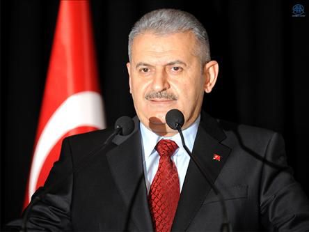 Bakan Yıldırım: &quot;Twitter&#039;da Yokum&quot;