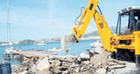 Bodrum’da İskele Yıkımları Başladı