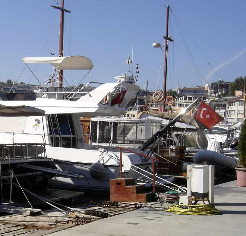 Boğaz&#039;a ve Haliç&#039;e İzinsiz Bağlama Yasaklandı