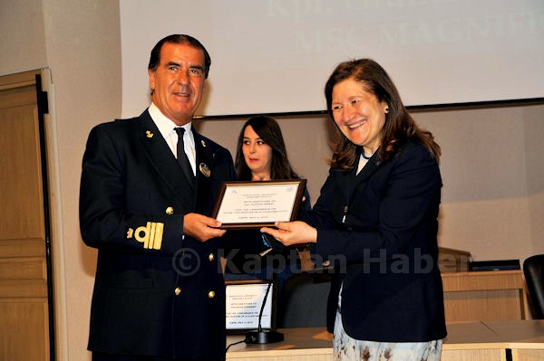 MSC Magnifica&#039;nın Kaptanı Öğrencilerle Buluştu