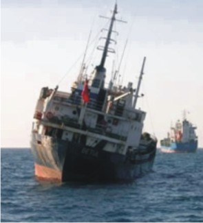 Yan Yatan Gemi Tamire Gönderildi